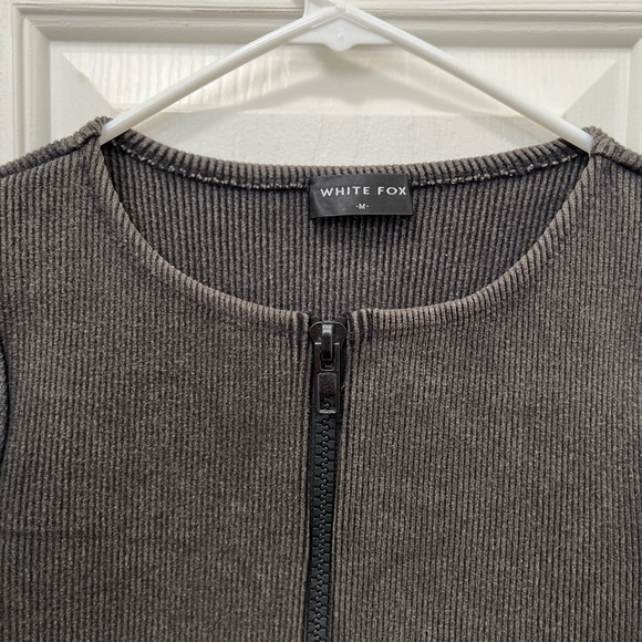 White Fox - For Keeps Long Sleeve Zip Front Ribbed Top Black Acid - Size Medium - Picture 4 of 4